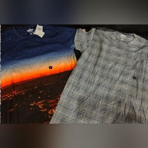 2 NWT Small Men's Hollister Shirts